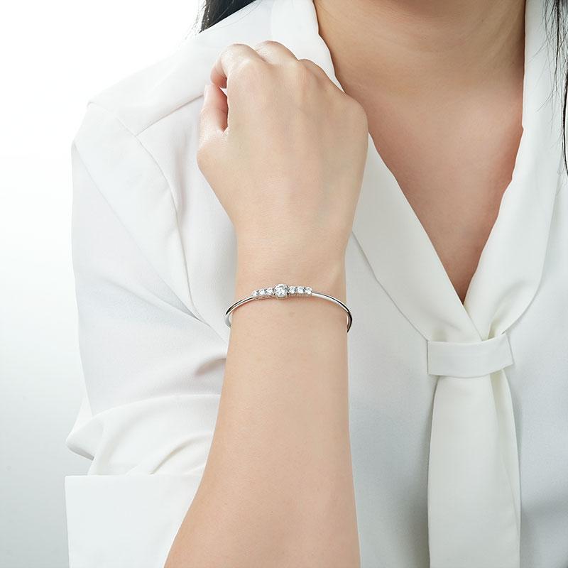 IOGOU Otevírací náramek Cuff 6,5 mm 1 ct Moissanit barvy D pro ženy 925 Sterlingové stříbro Certifikovaný jemný šperk Valentýnský dárek