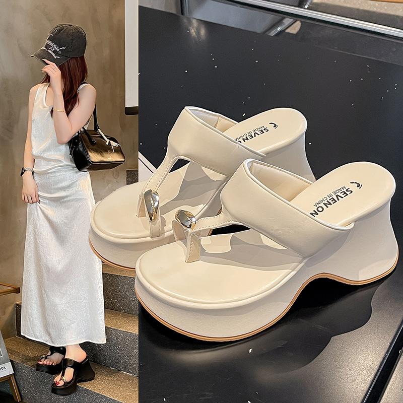 Fashion 2025Thick Bottom Women Slippers Summer Outside Flip Flops Height Increasing  Shoes Summer Beach Shoes Breathable