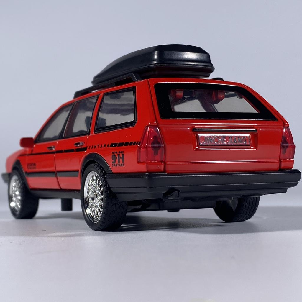 1:32 VolksWagenwerk Santana Wagon Alloy Metal Diecast Model Car Sound & Light Pull Back Children's Toy Car Birthday Gifts Child