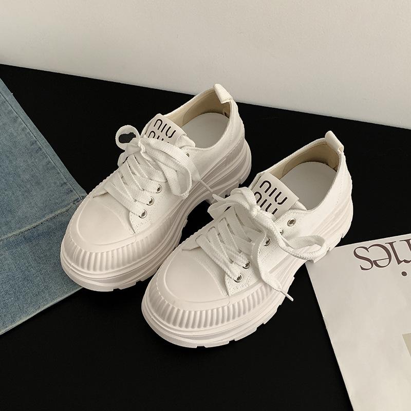 Lightweight Retro Commuting Versatile Height-increasing Platform White Shoes Women's 2025 New Spring and Autumn Lightweight Casual Sports Shoes
