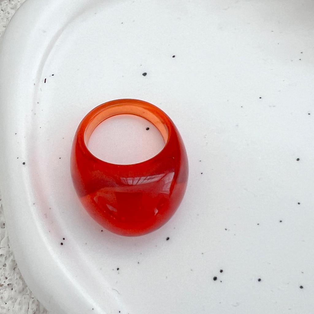 Transparent Colored Resin Ring, Smooth Curved Stackable Declaration Ring, Suitable for Daily Party Wear