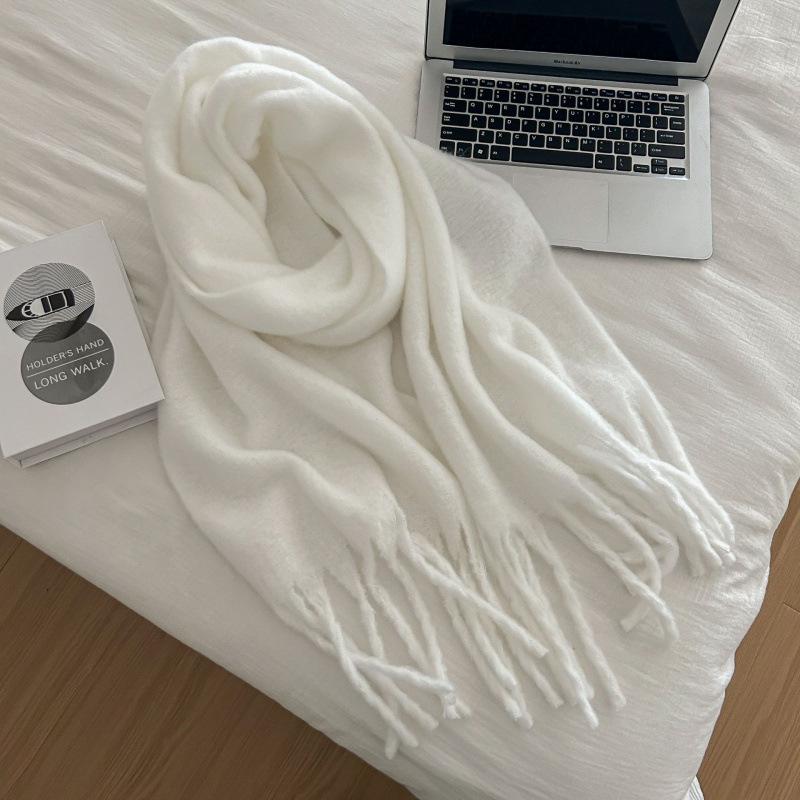 High-End Plaid Shawl for Women - 2025 Autumn/Winter Korean Style Thickened Imitation Cashmere Scarf