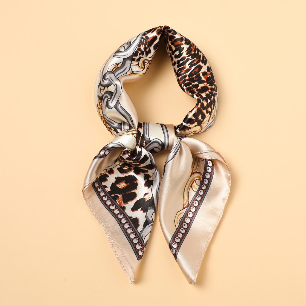 Luxury Leopard Print Print Female Silk Neck Scarf Square Hair Scarves Foulard Head Band Shawls Wraps Neckerchief Bandana Women