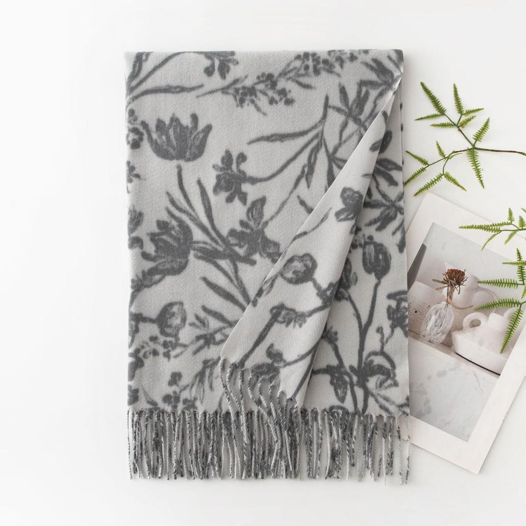 New Couple Imitation Cashmere Scarf Women's Cream Sweet Girl Style Autumn and Winter Printed Scarf Scarf Style Shawl