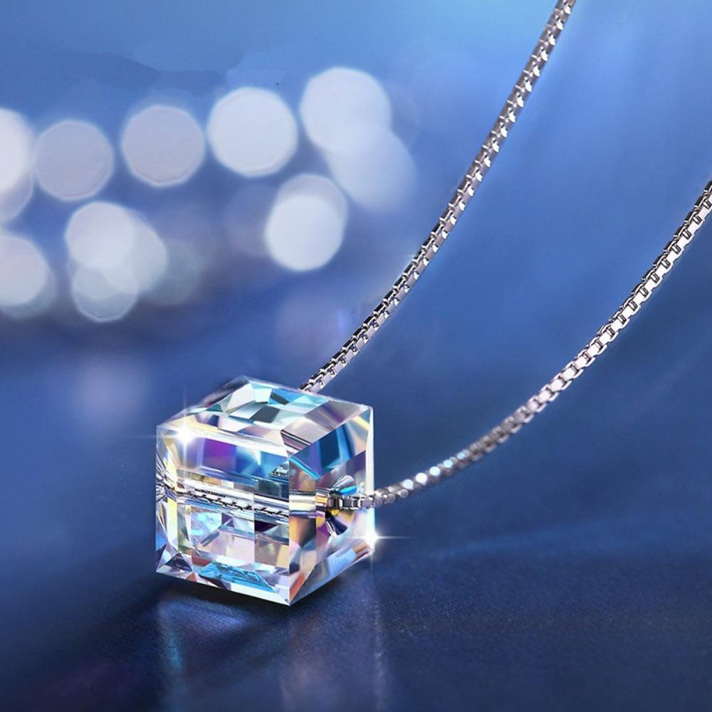 Women Aurora Sugar Cube Necklace Short Chain Austrian Crystal Collarbone Pendant