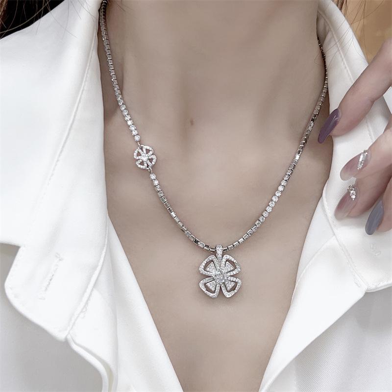 Elegant Four-Leaf Clover Necklace with Large Petals & Diamond Accents