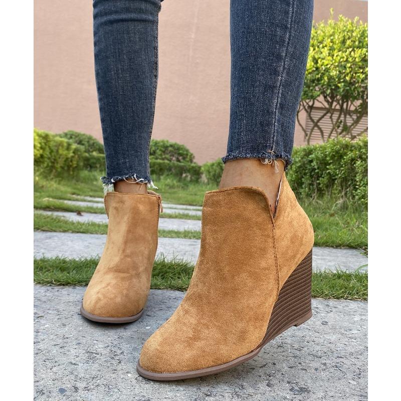 

Размер 44 женские короткие ботинки на танкетке, новые осенне-зимние ботинки на плоской подошве с круглым носком и боковой молнией, сапоги на высоком каблуке и ботильоны 43