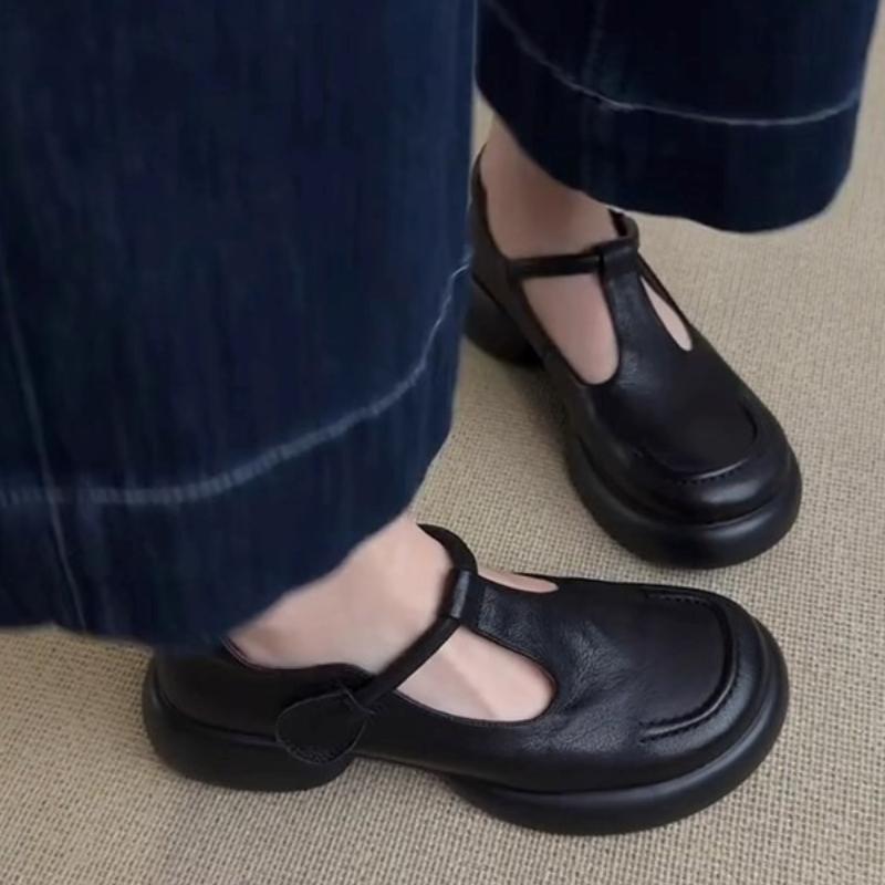 2025 New French Single Shoe Women's Round Toe High Heels Thick Leather Thick Soles Retro Mary Jane Women's Shoes