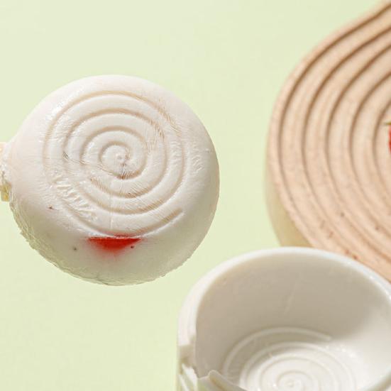 Ice Cube Mold with Lid Reusable Popsicle Molds for Ice Cream Sorbets Yogurt Desserts BPA-free Ice Cube Mold