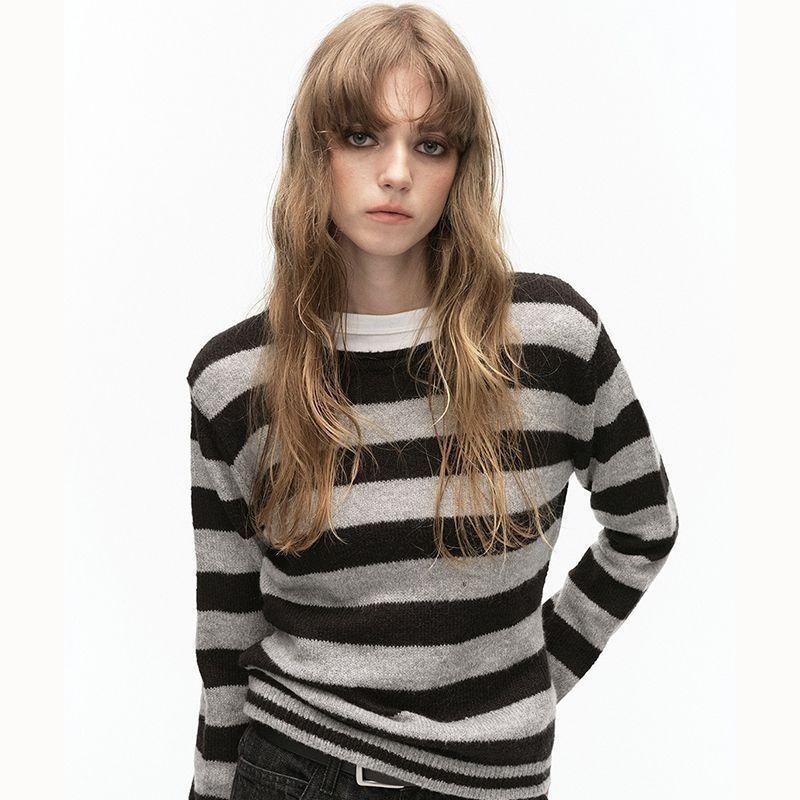 Retro Color-blocked Striped Long-sleeved Sweater for Women Korean Style Lazy Loose Round Neck Pullover Autumn and Winter Sweater