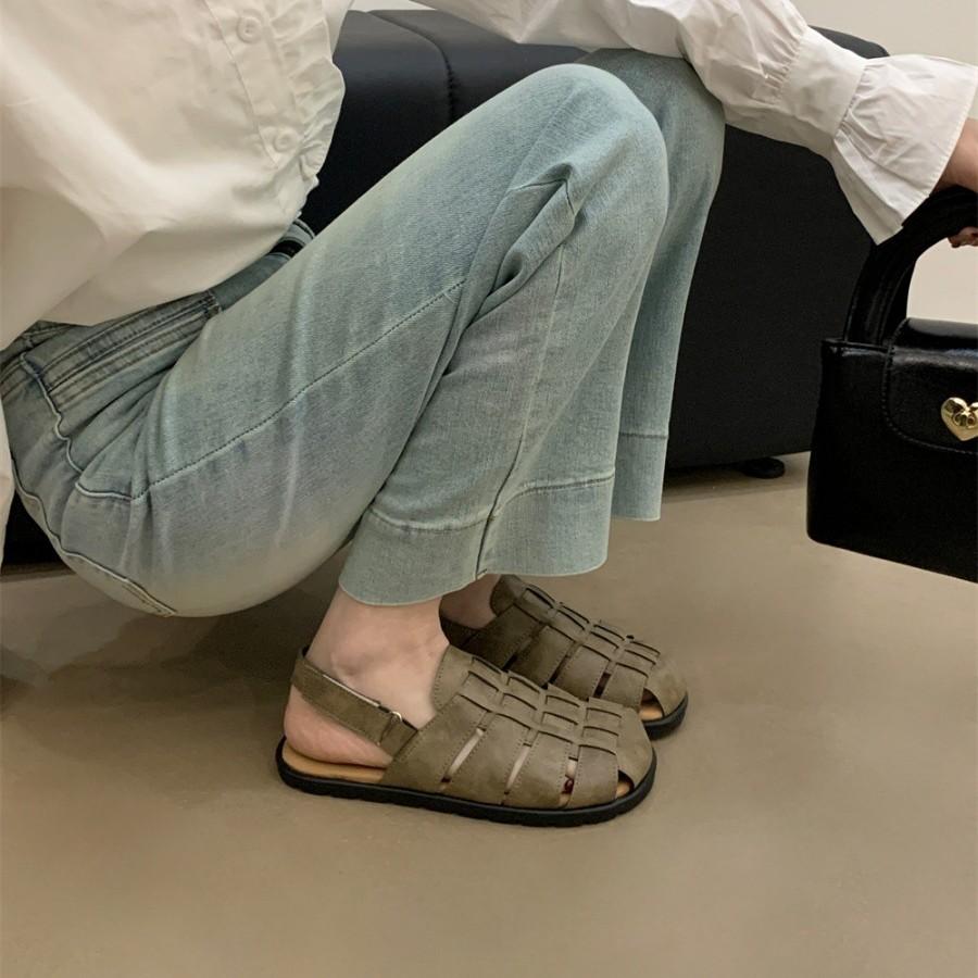 Baotou half slippers 2025 summer new outer wear woven hollow women's muller shoes leather square head retro Roman sandals