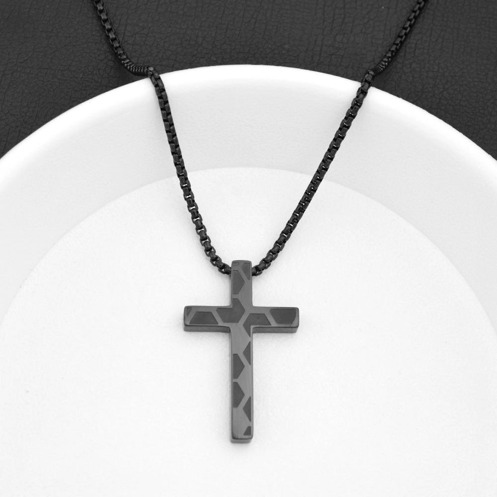 Geometric Cross Corrosion High-quality Necklace, the Same for Men and Women, Vacuum Plating Does Not Fade Design Sense