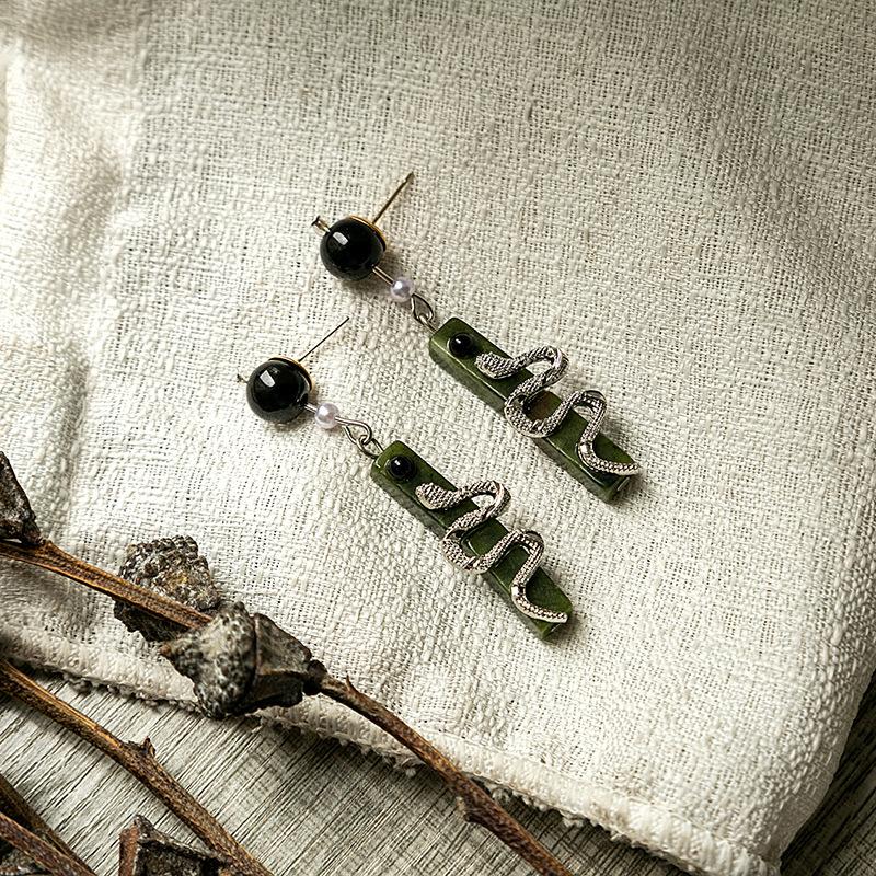 BLINGBAY Women's New Chinese Style Imitation Pearl Earrings Chinese Style Butterfly Drop-shaped Tassel Earrings Simple Hanfu Accessories Retro Jewelry
