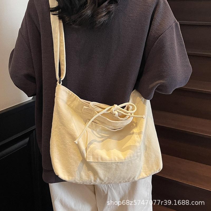 Bag women's 2025 new fashion shoulder bag, large capacity tote bag, class commuting crossbody bag, canvas bag