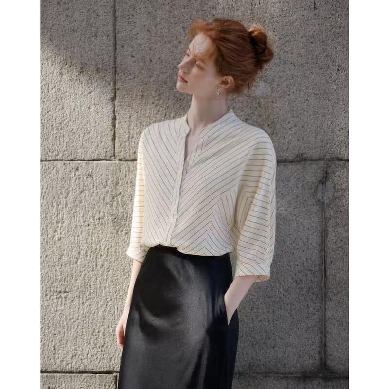 Women's Striped V-Neck Spliced Loose Fit Blouse