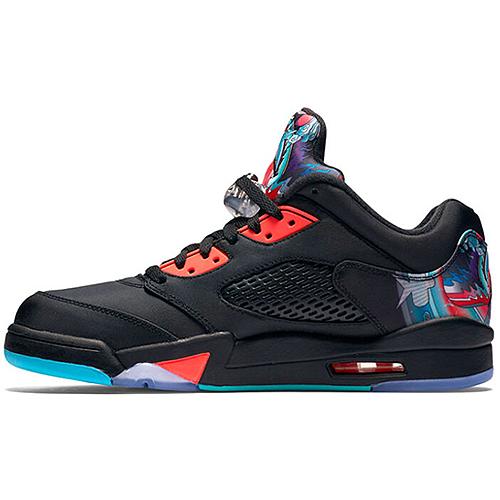 

JORDAN 5 Retro Low Китайский Новый год 44