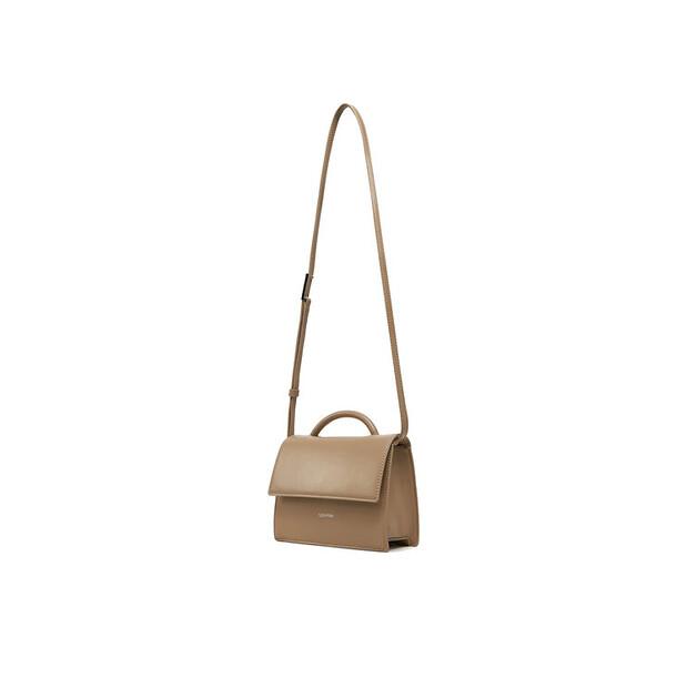 Bag Calvin Klein Calvin Klein Ck Linn Top Handle Crossbody K60K613162 Beige
