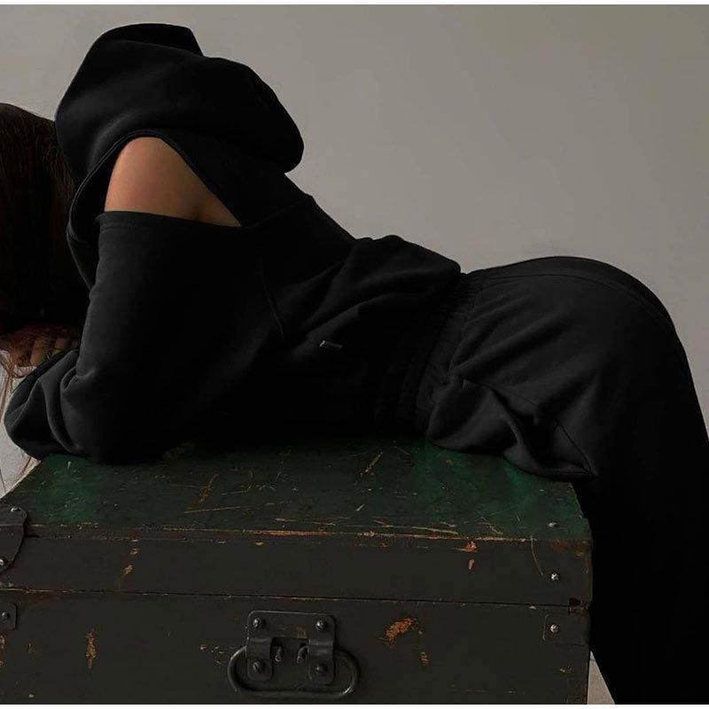 Autumn 2025 Minimalist Long Sleeve Fleece Sweatshirt & Elastic Waistband Long Pants Set