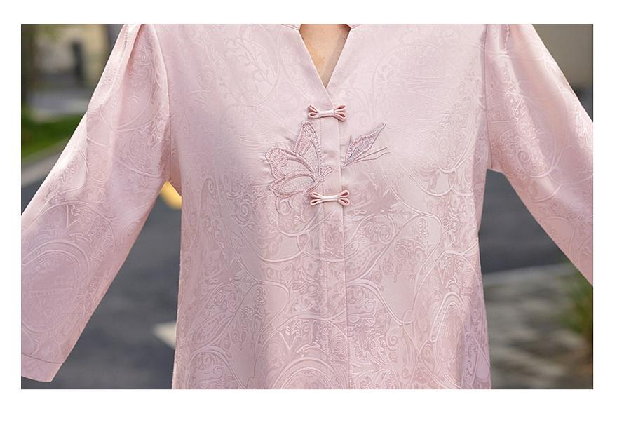 2026 Stylish Mid-Sleeve Jacquard Top for Young and Middle-Aged Women