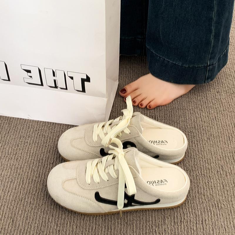 Baotou half slippers women's new summer super fire heelless flat-bottomed German training shoes