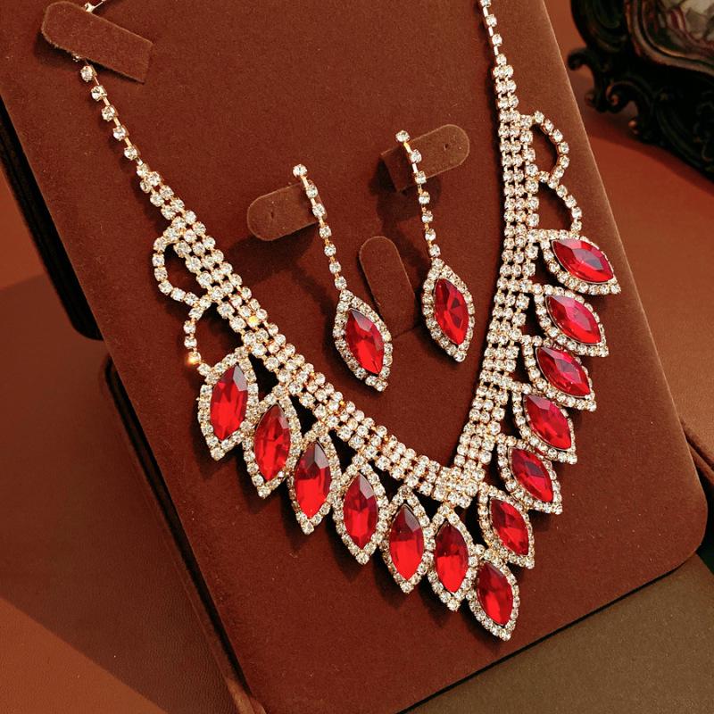 Sada náušnic a náhrdelníku Červený diamant ve tvaru kapky – Elegantní, univerzální šperky pro ženy