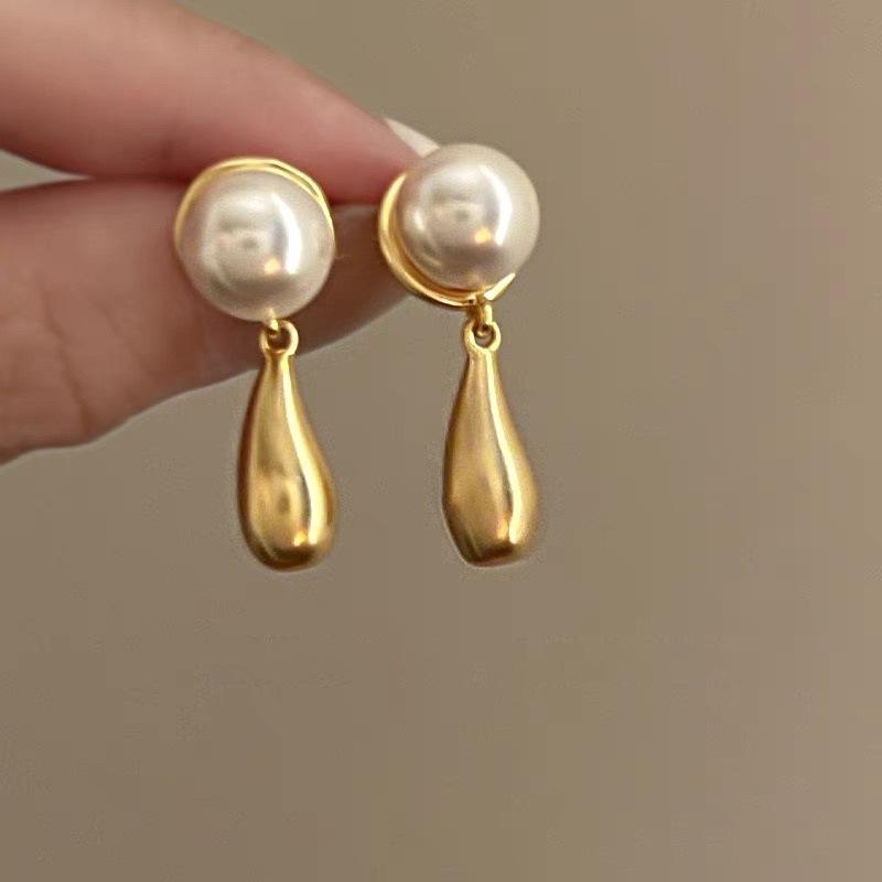 

French retro pearl metal water drop earrings light luxury high-end niche design simple temperament stud earrings ear jewelry