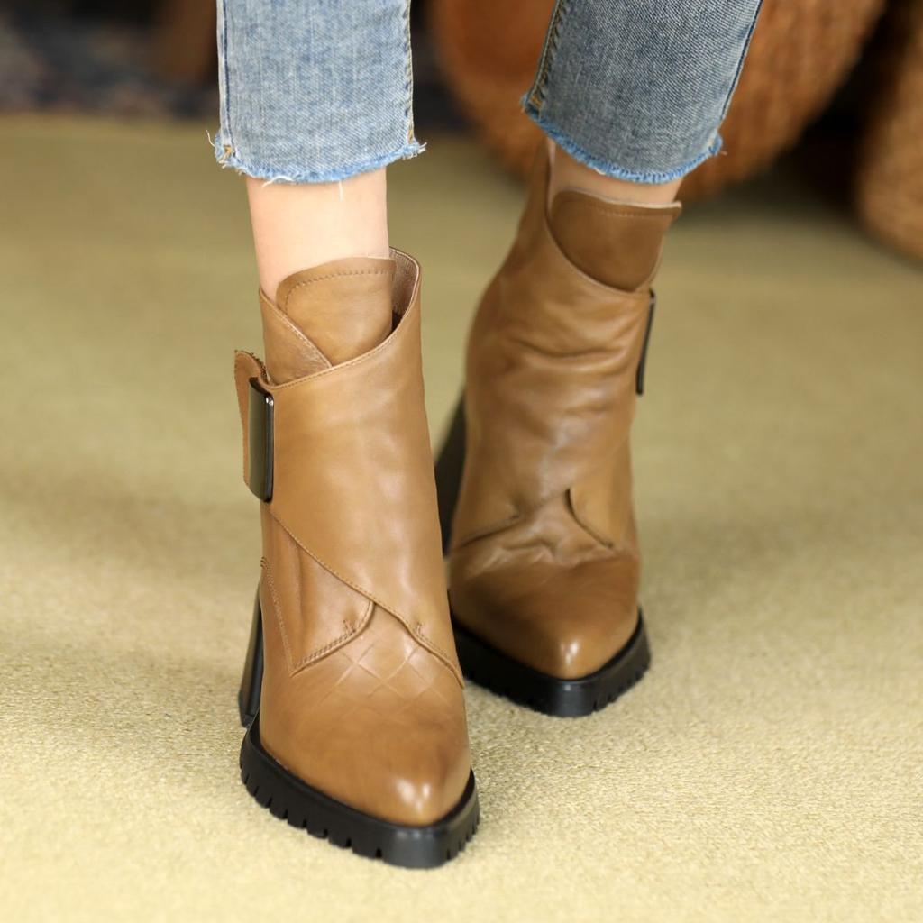 New Pointed Metal Sheet Women's Boots Retro Waterproof Table Small Man Velcro New European and American High-heeled Martin Boots Women