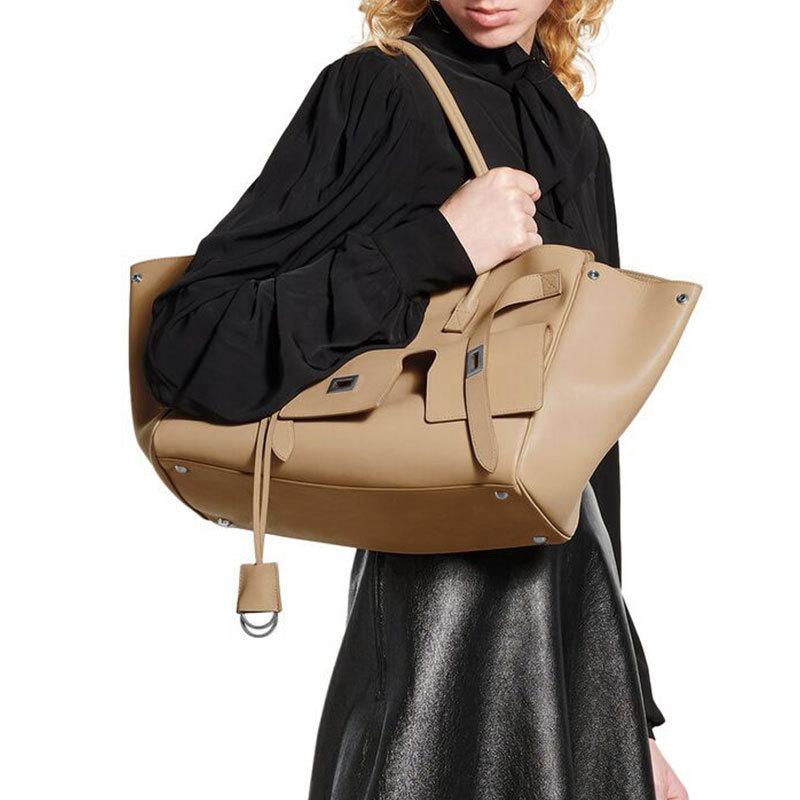 Tote Bag Shoulder Bag Autumn/Winter Relaxation Commuting Big Bag Fashion Luxury Tote Bag