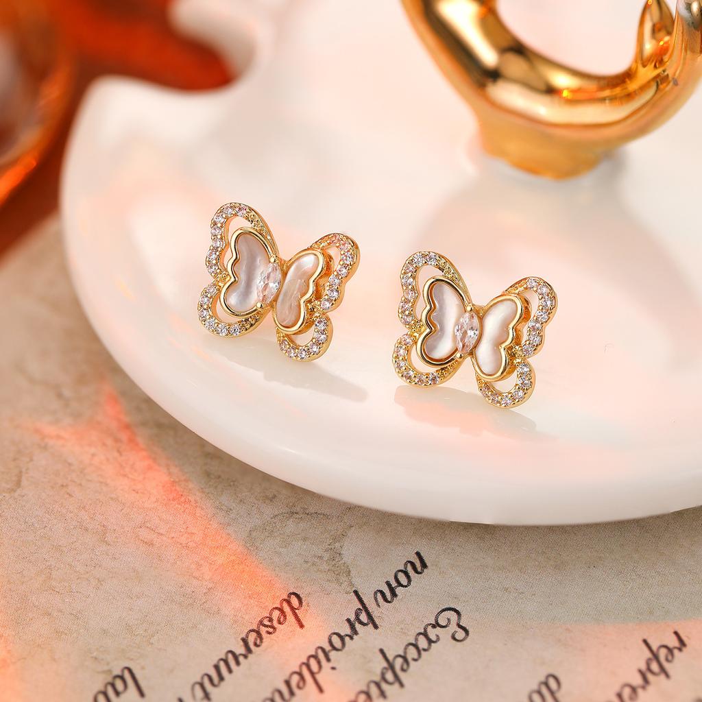 Hochwertiger Luxus Natürliche Muschelohrstecker S925 Silbernadel Ohrringe Leichter Luxus High-End Stil Temperament Ohrringe Frauen