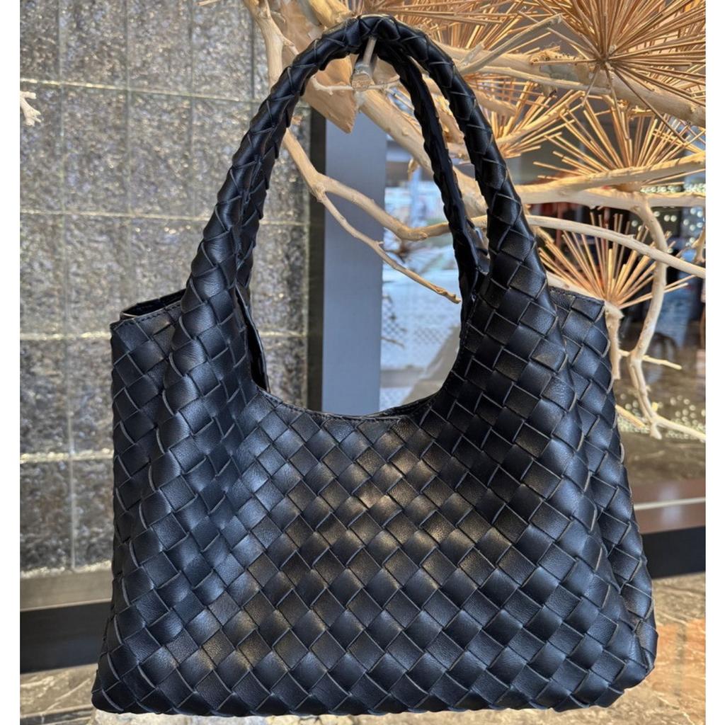 26 New leather women's bags sheepskin cross-border simple fashion tote bag nappa sheepskin retro woven single udj