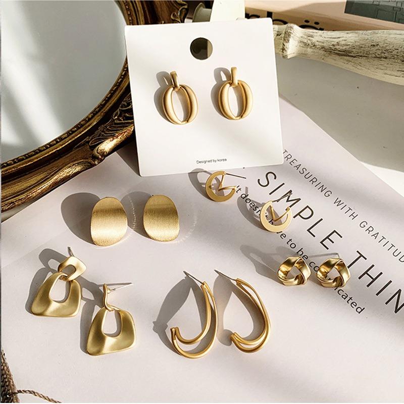 Silver Needle Metal Design Earrings Irregular Circle Geometric Stud Earrings Women's Exaggerated Niche Retro Cold Wind Earrings