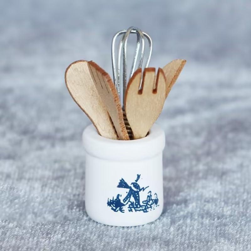 Realistyczny Zestaw Narzędzi Kuchennych do Domku dla Lalek 6 szt. Miniaturowe Łopatki Ubijaczki do Jajek do Ekspozycji Miniaturowej Sceny Kuchennej