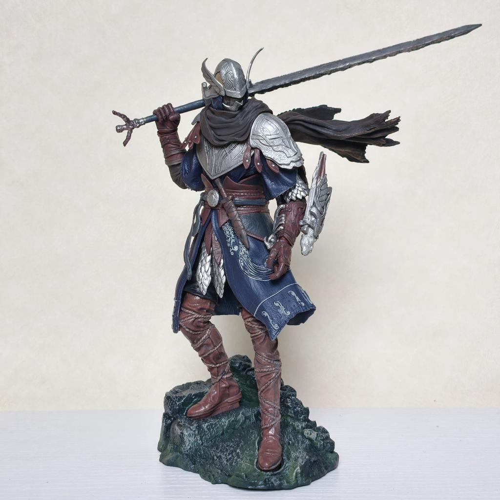 Nowe 24cm akcesoria GAME Pierścień Lądowanie Mrocznego Lorda Kolekcja Tracker Edycja Limitowana Model Ręczny Ornament Statua