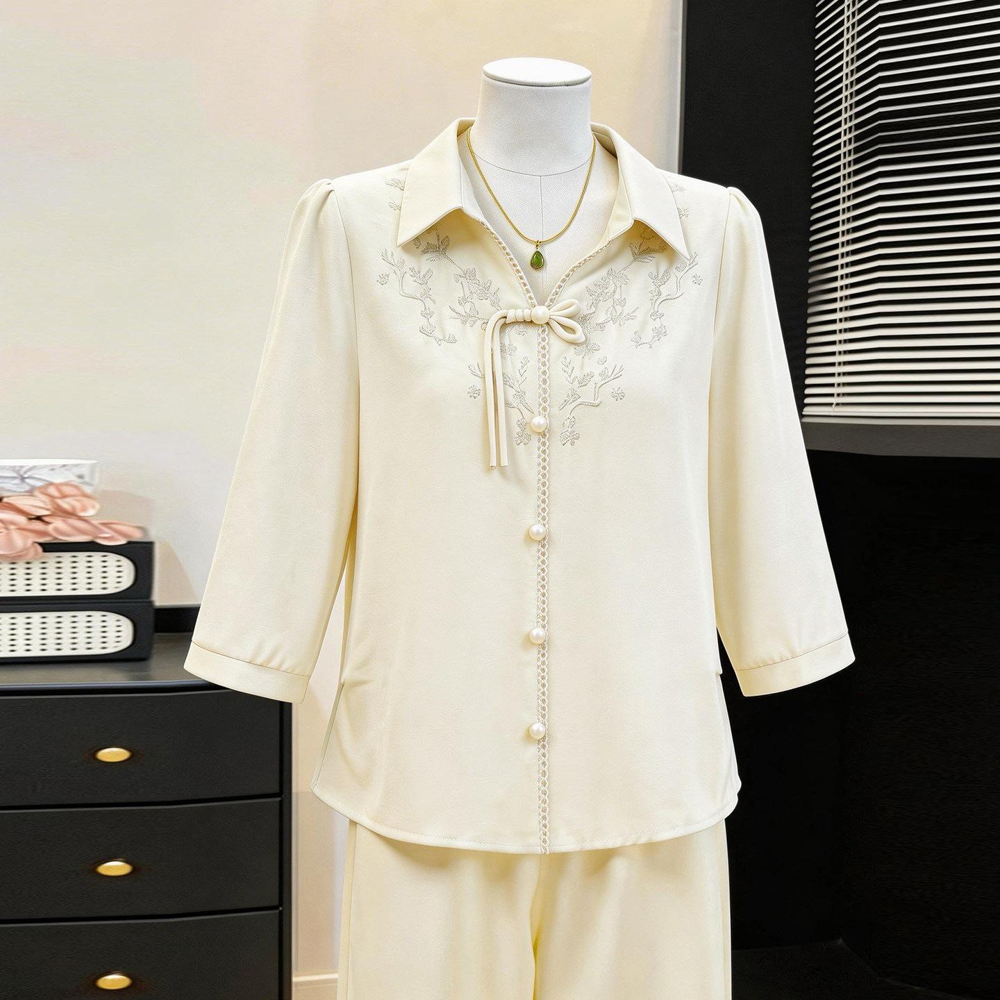 

Spring 2026 Elegant Embroidered Shirt for Middle-aged Women - Chinese Style 4XL (135-150 lbs)