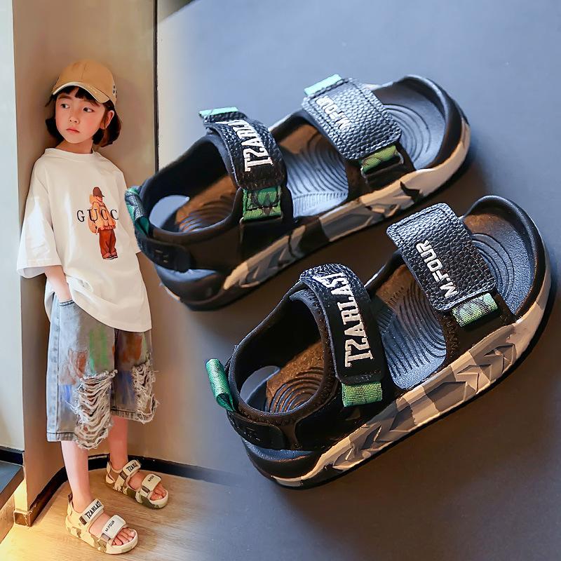 Kids Sandals Boys' Baotou Anti Kick Toe Protection Sandals 2024 Summer New Camo Girls' Beach Shoes Big Children's Casual Shoes