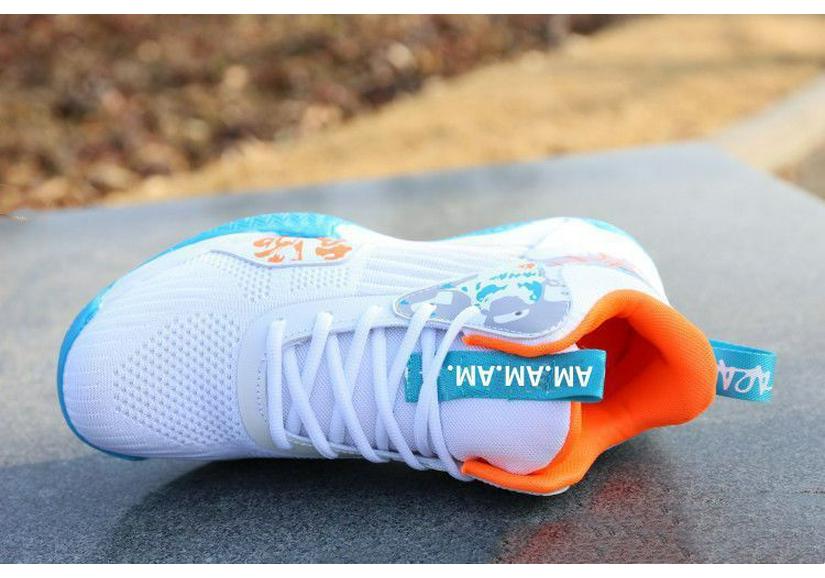 Men’s 2025 Breathable Flyknit Basketball Shoes with Thick Sole, Mid-High Top, Non-Slip Outdoor Sports Design