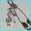 Punk Big Steel Safety Pin Metal Musical Note Star Pendant Keychain For Women Men Harajuku Cool Hip Hop Chain Jeans Accessori