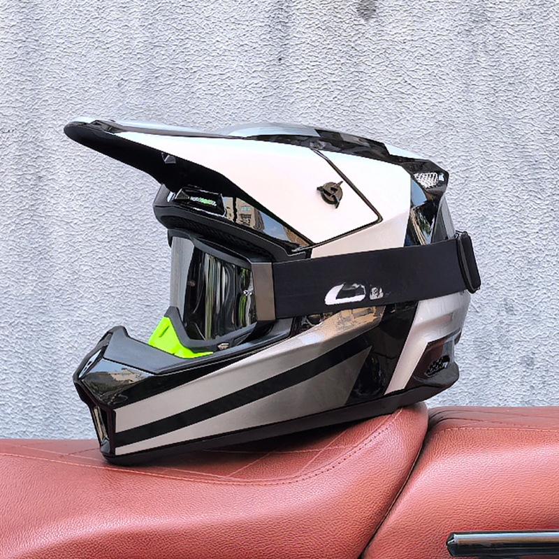 Off-Road Helmets Kids Teens Electric Bike Helmets Men and Women Rally Helmets Mountain Bike Riding Downhill