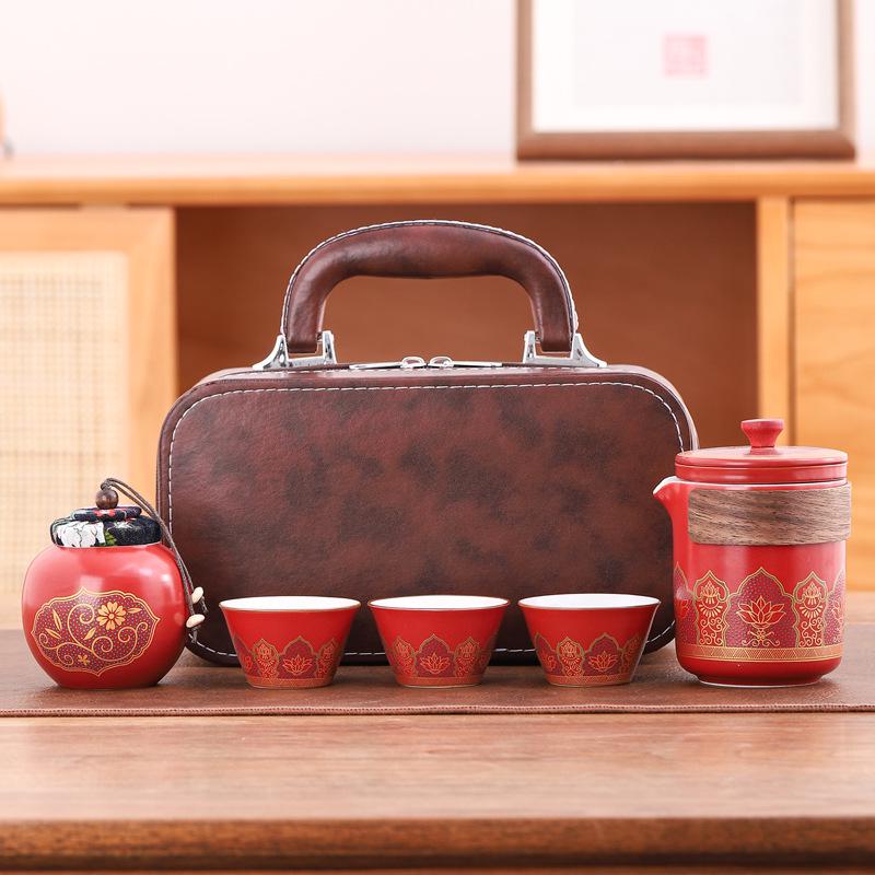 Portable Travel Kung Fu Tea Set: Compact Ceramic Teapot & Gaiwan for Outdoor Camping and Tea Enjoyment. Perfect Gift for Tea Lovers.