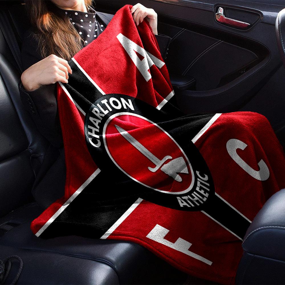 Charlton FC Crest Flannel Blanket, Soft Polyester, Modern Design, All-Season for Camping, Travel, Gifts for holidays or birthdays