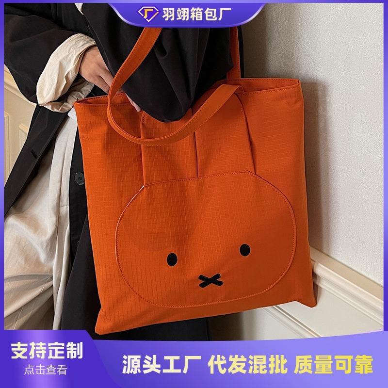 Lightweight cloth bag women's large-capacity new autumn and winter versatile cute shoulder bag college student class bag