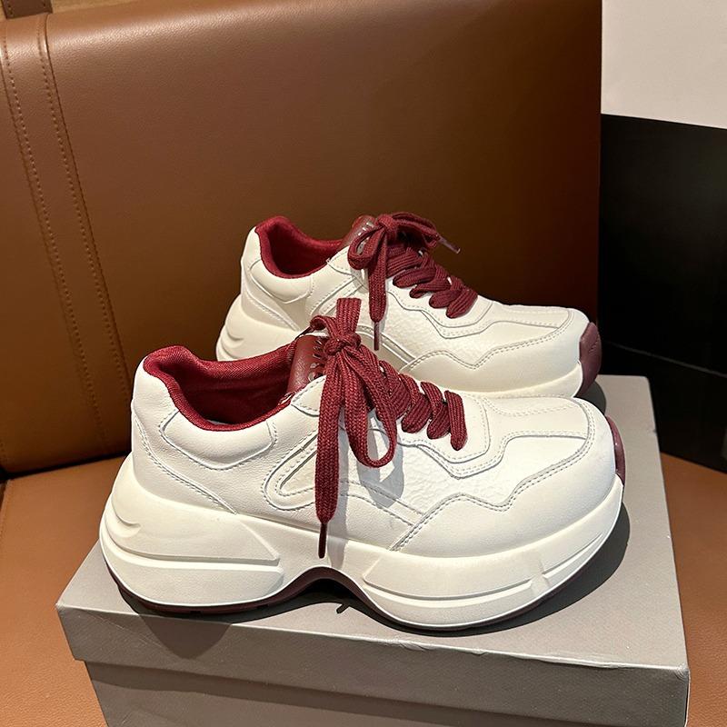 Leather Platform Dad Shoes Women's Autumn and Winter New Retro Versatile Light Feet Small Casual Sports White Shoes