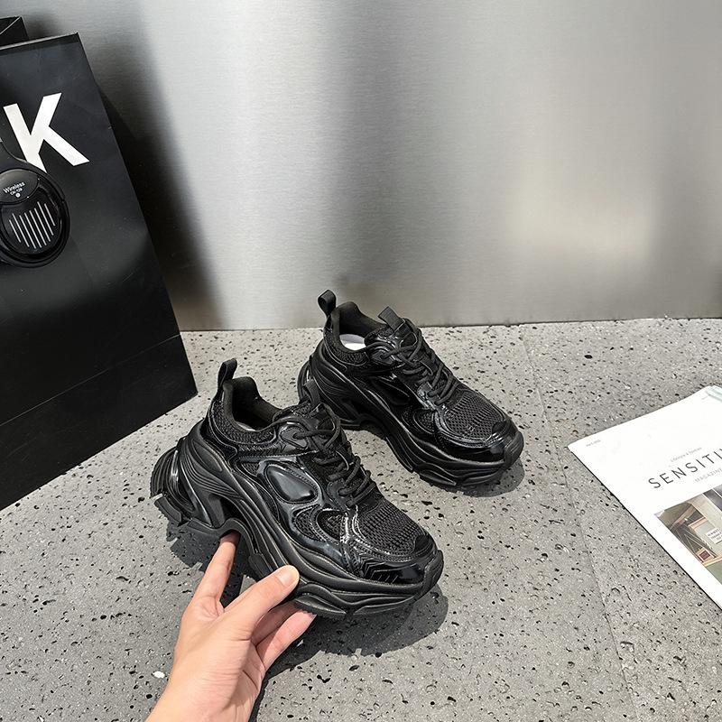 Platform dad shoes women's autumn and winter new Korean version breathable and versatile, lightweight and non-slip casual sports shoes tide