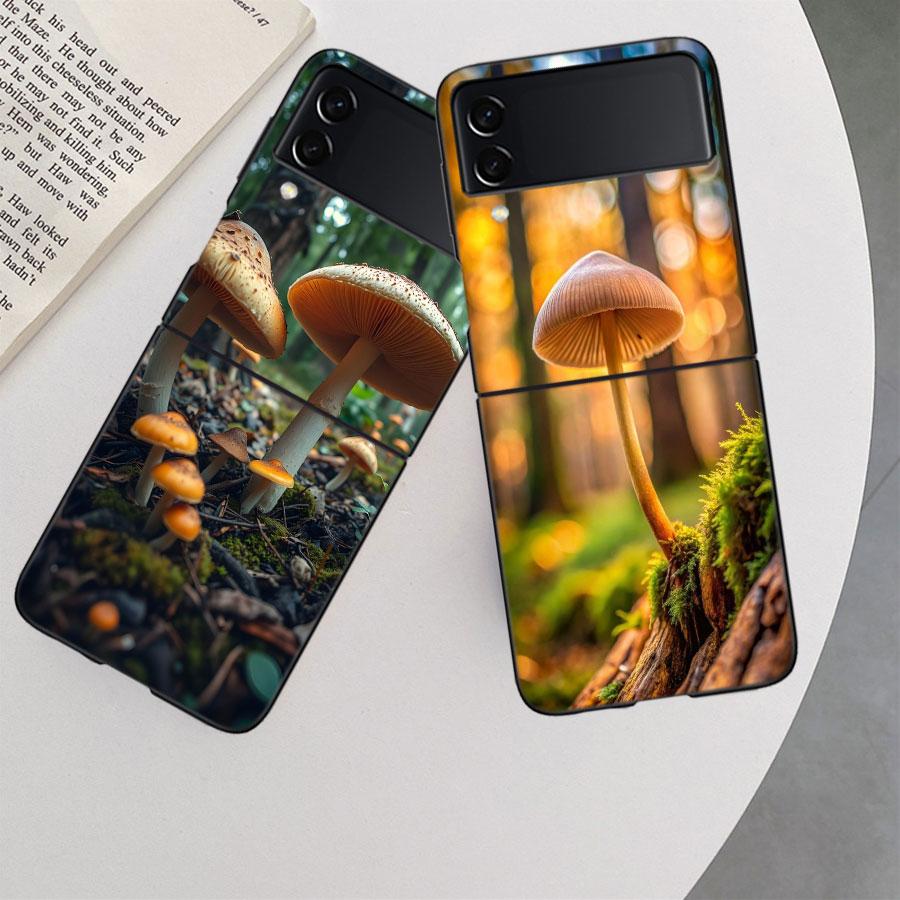 Fungal Aesthetics Phone Case For Samsung Z Flip 7 6 5G Galaxy Z Flip 5 4 3 Black Hard Cell Cover Luxury PC Shell Coque