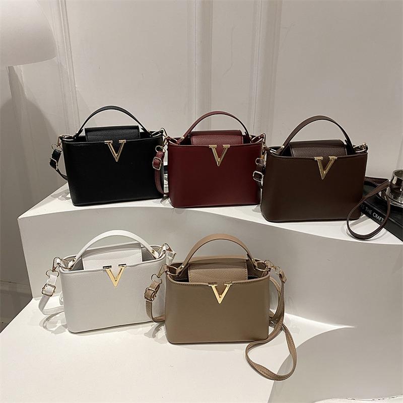 New Simple V-shaped Decoration, Hand-held Ins Fashionable Foreign Style, One Shoulder Crossbody Trendy Bucket Women's Small Bag