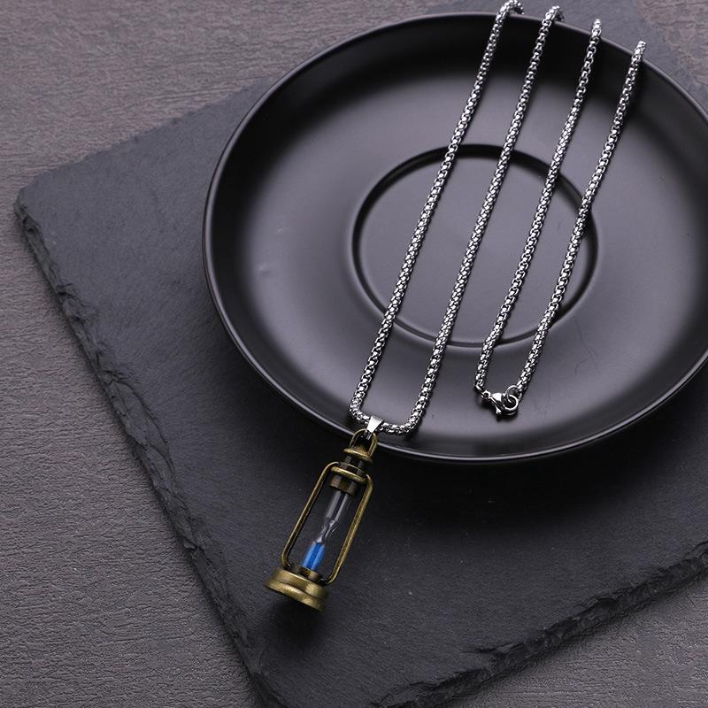Retro Kerosene Lamp Hourglass Hip-hop Men's Versatile Hip-hop Jewelry Accessories Pendant Necklace