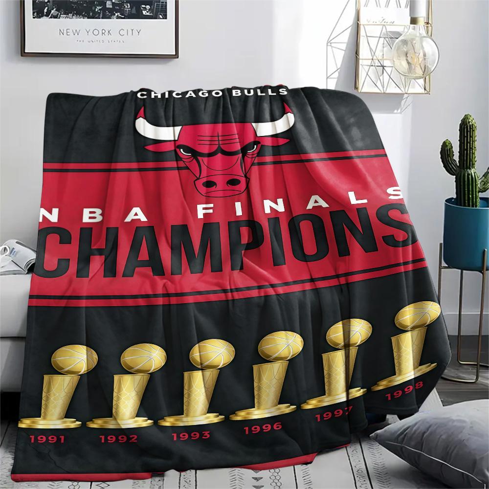 Chicago Bulls Print Flannel Blanket High Quality Warm Comfortable Cover for All Seasons Perfect for Gifts Home Decor