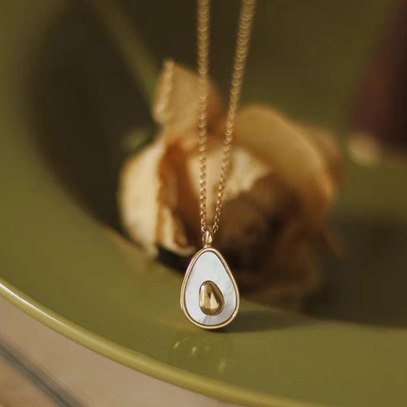 Exquisite Light Luxury Gold-Plated Avocado Pendant Necklace with Long-Lasting Titanium Steel Clavicle Chain
