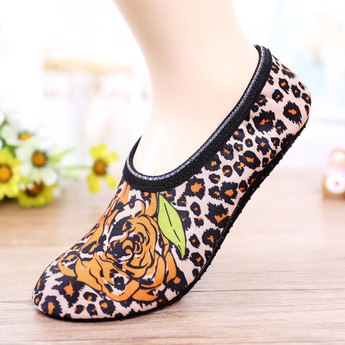 

1 пара теплых флисовых нескользящих носков для сна, противоскользящие носки, домашние тапочки 39-43