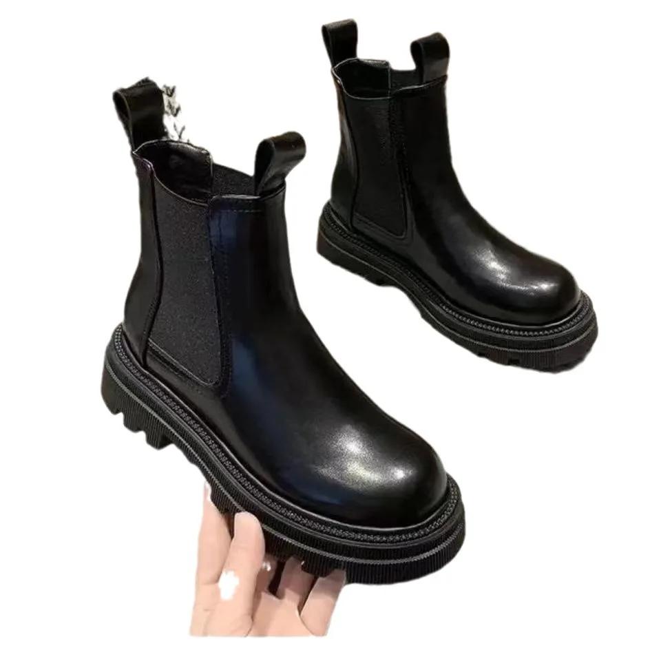 Classic casual women's shoes 2024 new Korean version fashionable motorcycle boots thick soled comfortable retro short boots